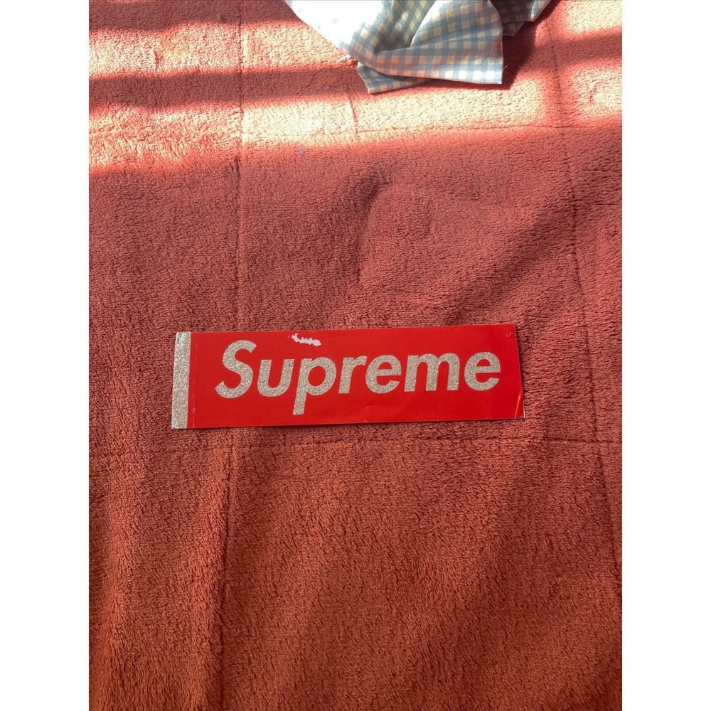 Supreme Glitter‎ Logo Sticker Red Silver Streetwear Collectible